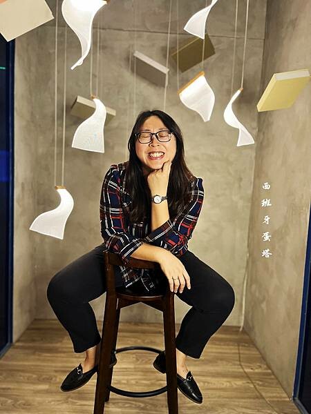 BinB書䏱 Bar in Book｜新埔民生捷運站出站一分