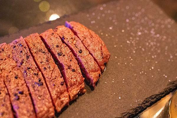 【板橋酒吧】書䏱 Bar in Book-全台第一家裡面有書的酒吧店