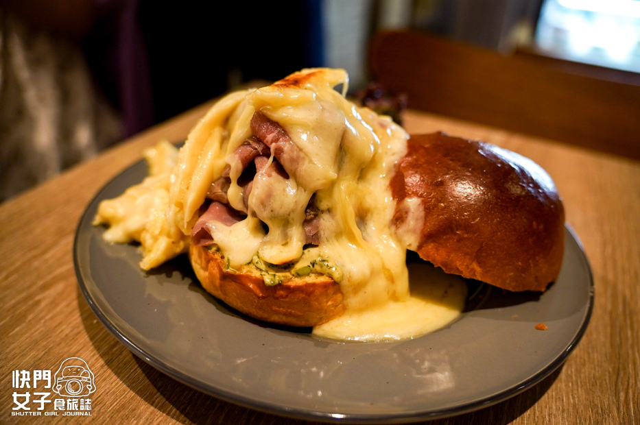 48布夫瑞士起司鍋Roast beef 燒牛肉漢堡瑞克雷熱刮起司現刮起司.jpg