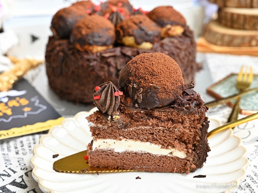 旅禾泡芙之家｜台中人氣麵包店2023父親節蛋糕開賣，五種口味任你選，8/6前預購享獨家限量好禮～