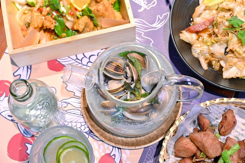 台中預約私廚餐廳 中式結合南洋創意風味超下飯 超濃蛤蠣湯必點|南門礄下飯菜