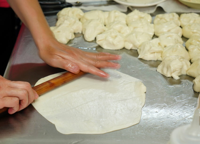 【桃園八德】永福西街中式早餐．胡椒餅、烤饅頭、蛋餅都好吃的巷弄美食!