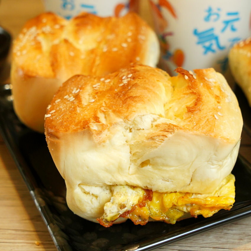 【桃園八德】永福西街中式早餐．胡椒餅、烤饅頭、蛋餅都好吃的巷弄美食!