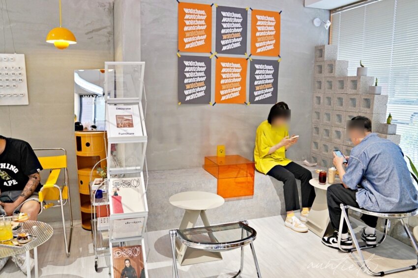 【台南】南區|WATCH OUT 小二,新開幕韓系咖啡廳,蛋沙拉三明治、焦糖布丁