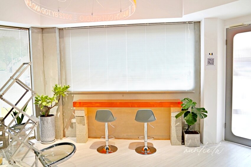 【台南】南區|WATCH OUT 小二,新開幕韓系咖啡廳,蛋沙拉三明治、焦糖布丁