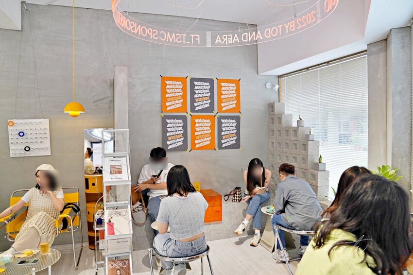 【台南】南區｜WATCH OUT 小二，新開幕韓系咖啡廳，蛋沙拉三明治、焦糖布丁