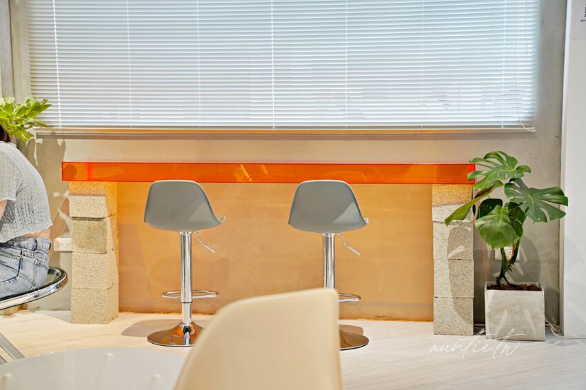 【台南】南區|WATCH OUT 小二,新開幕韓系咖啡廳,蛋沙拉三明治、焦糖布丁