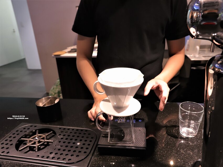 DYC.COFFEE打咖啡實驗室 量身客製科技化烘培 & 書香 X 咖啡香一起感受
