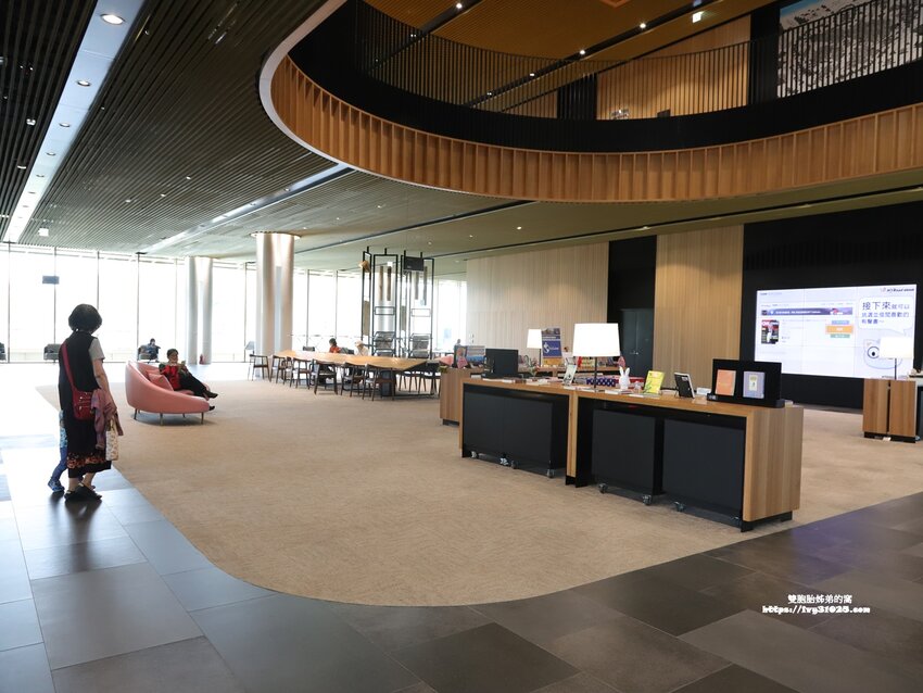 DYC.COFFEE打咖啡實驗室 量身客製科技化烘培 & 書香 X 咖啡香一起感受