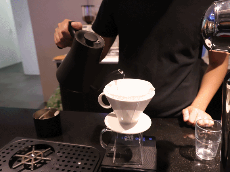 DYC.COFFEE打咖啡實驗室 量身客製科技化烘培 & 書香 X 咖啡香一起感受