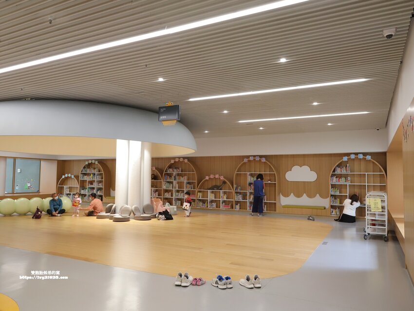 DYC.COFFEE打咖啡實驗室 量身客製科技化烘培 & 書香 X 咖啡香一起感受