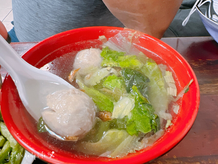 板橋 消夜-中山路香菇肉粥-鹹粥、炸物、滷肉飯、紅燒肉-附菜單