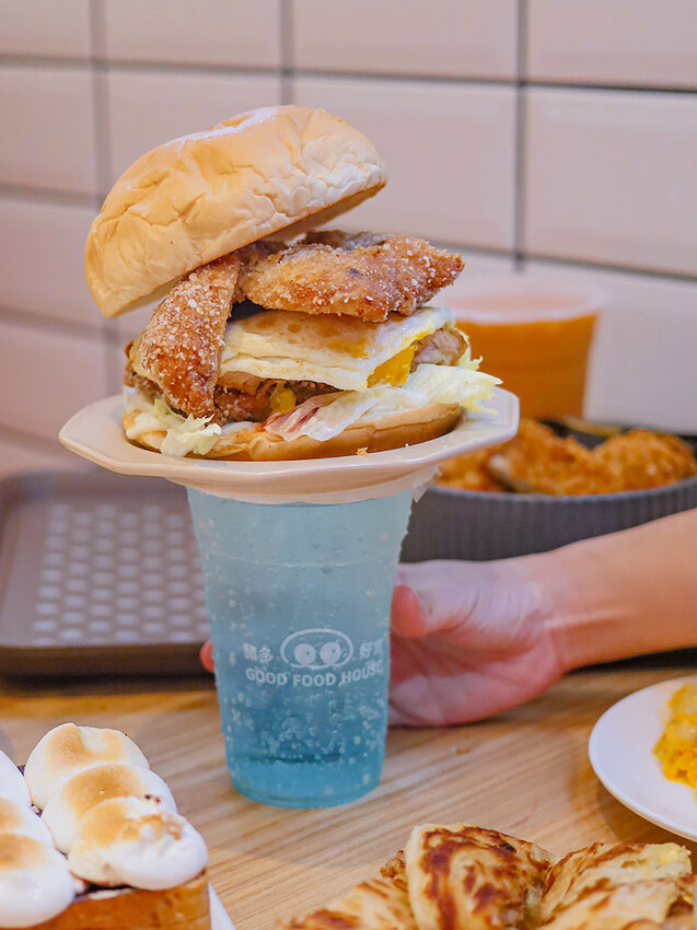 豬多好室深夜早午餐 清大店 | 凌晨一點吃大雞排蛋漢堡、滷肉飯、麻辣烏龍麵,還有QQ球、炸湯圓、黃金泡菜蘿蔔糕小點心