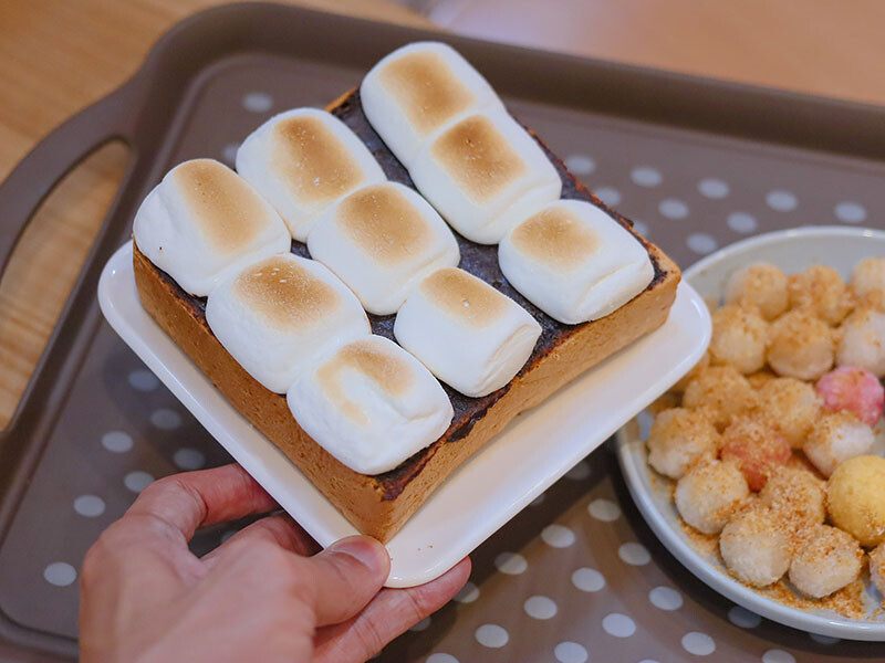 豬多好室深夜早午餐 清大店 | 凌晨一點吃大雞排蛋漢堡、滷肉飯、麻辣烏龍麵,還有QQ球、炸湯圓、黃金泡菜蘿蔔糕小點心