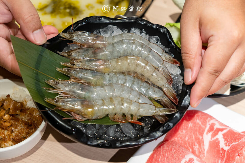 台中市西區肉多多火鍋 | 台中鍋物吃這間！連續3年網路聲量好感度第1名，最低349元起還有自助吧吃到飽～