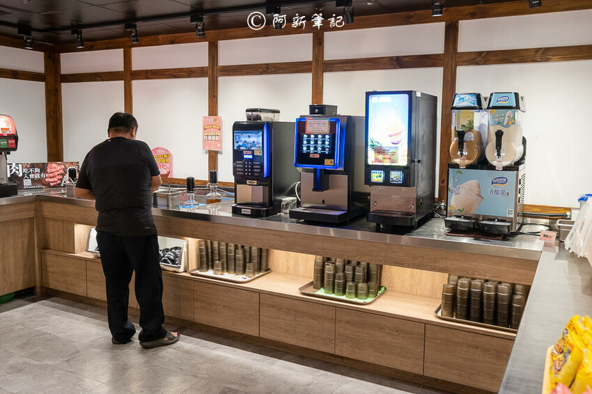 台中市西區肉多多火鍋 | 台中鍋物吃這間！連續3年網路聲量好感度第1名，最低349元起還有自助吧吃到飽～