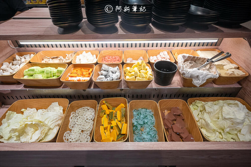 台中市西區肉多多火鍋 | 台中鍋物吃這間！連續3年網路聲量好感度第1名，最低349元起還有自助吧吃到飽～