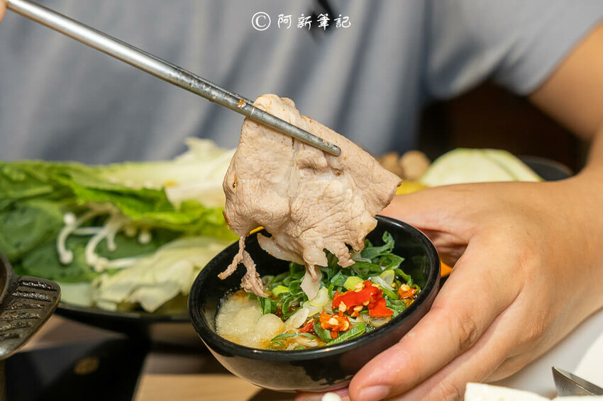 台中市西區肉多多火鍋 | 台中鍋物吃這間！連續3年網路聲量好感度第1名，最低349元起還有自助吧吃到飽～