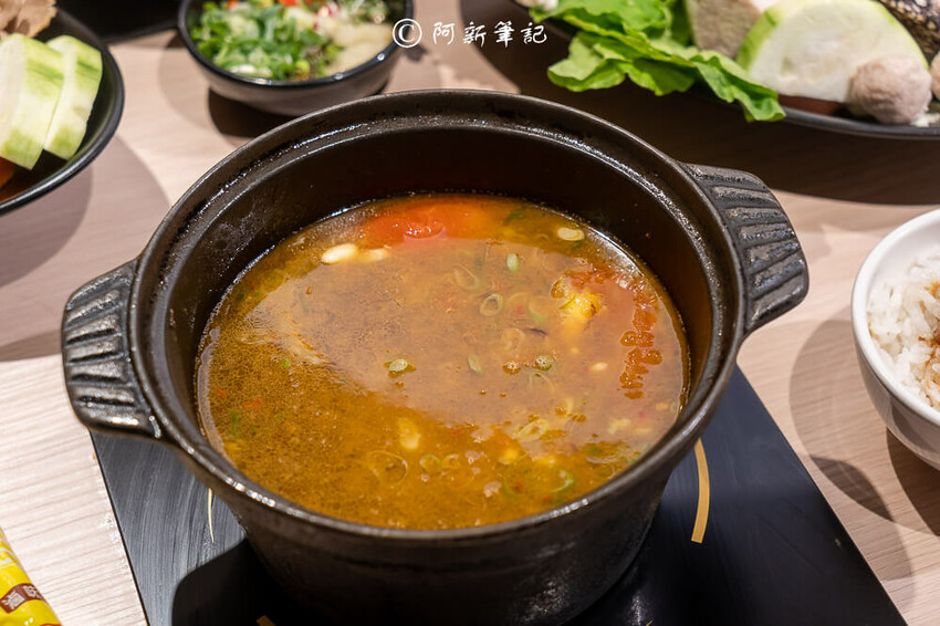 台中市西區肉多多火鍋 | 台中鍋物吃這間！連續3年網路聲量好感度第1名，最低349元起還有自助吧吃到飽～