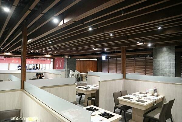 宵夜火鍋第一品牌 火鍋迷必吃 樂多多集團【肉多多火鍋】廣三SOGO店 食材美味大升級 夜貓子的好選擇