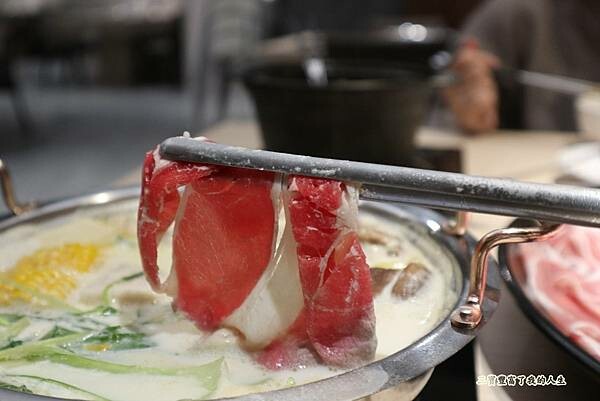 宵夜火鍋第一品牌 火鍋迷必吃 樂多多集團【肉多多火鍋】廣三SOGO店 食材美味大升級 夜貓子的好選擇