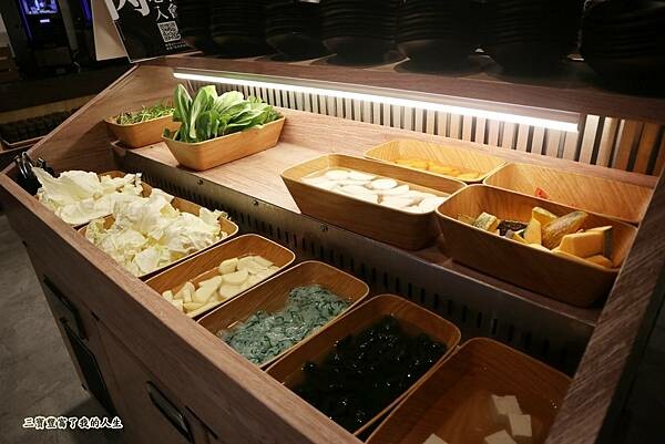 宵夜火鍋第一品牌 火鍋迷必吃 樂多多集團【肉多多火鍋】廣三SOGO店 食材美味大升級 夜貓子的好選擇