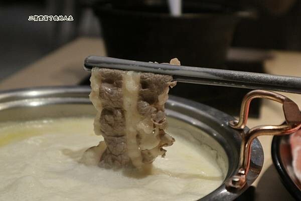 宵夜火鍋第一品牌 火鍋迷必吃 樂多多集團【肉多多火鍋】廣三SOGO店 食材美味大升級 夜貓子的好選擇