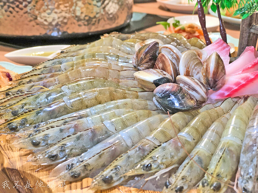 板橋重慶路美食,板橋重慶路聚餐,板橋重慶路火鍋,板橋重慶路宵夜,府中站宵夜推薦,府中站 火鍋 宵夜,板橋 火鍋 宵夜,府中站 宵夜 泰式
