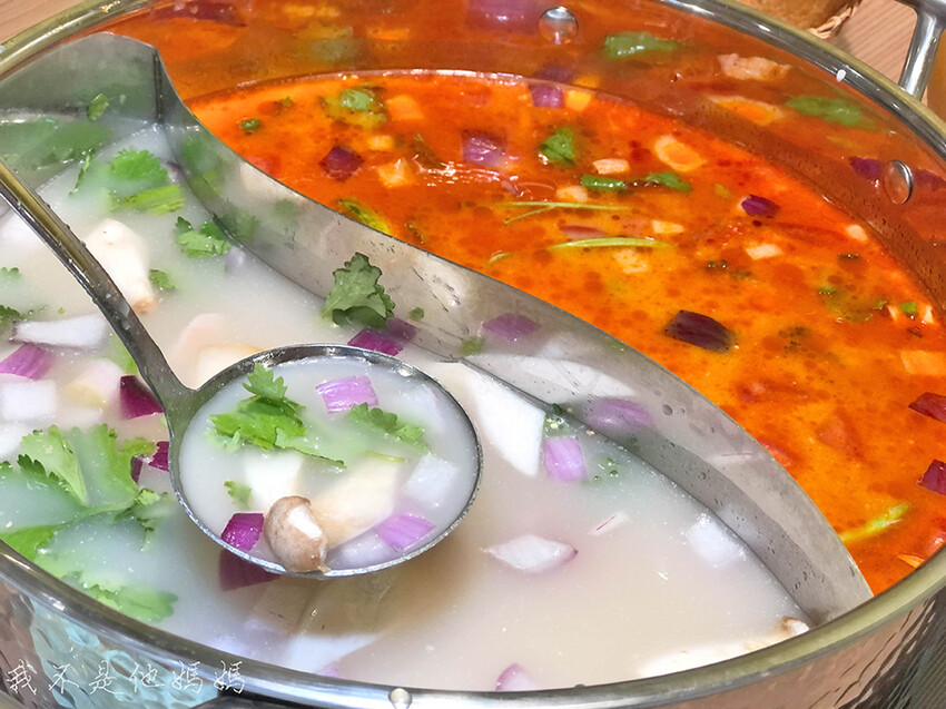 板橋重慶路美食,板橋重慶路聚餐,板橋重慶路火鍋,板橋重慶路宵夜,府中站宵夜推薦,府中站 火鍋 宵夜,板橋 火鍋 宵夜,府中站 宵夜 泰式