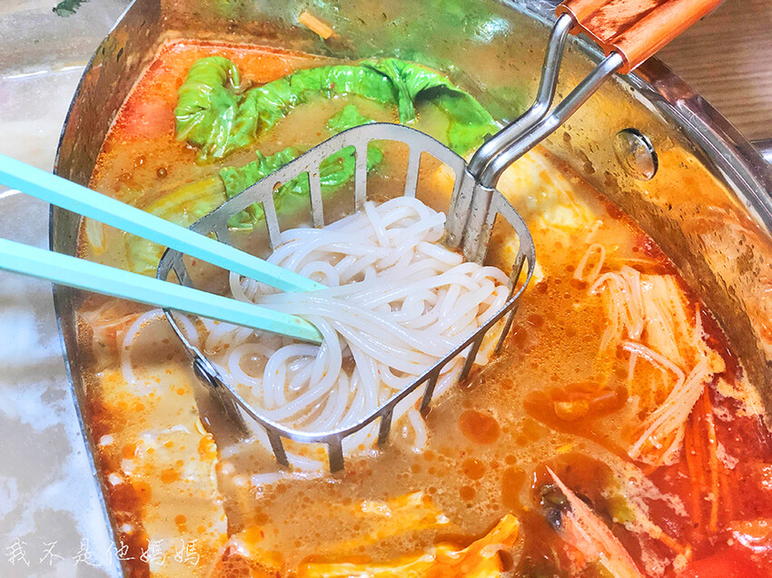 板橋泰式套餐,府中泰式套餐,板橋泰式冬陰功,府中站泰式冬陰功,板橋道地泰式,府中道地泰式,板橋綠咖哩,府中綠咖哩,板橋南洋料理,府中南洋料理