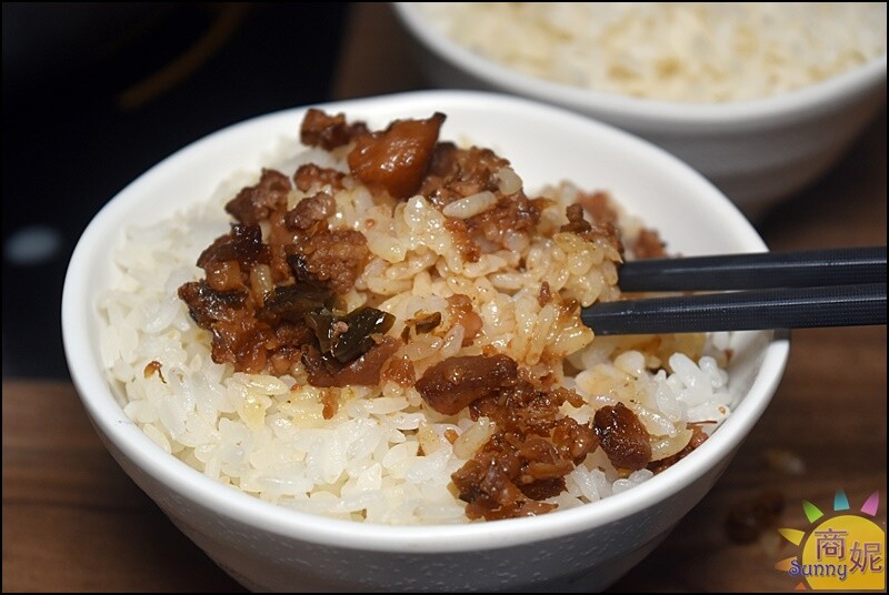 禧珍家鍋物。超浮誇牛舌花海鮮套餐好澎湃!台中七期手切冷藏肉鍋物CP值超高-商妮吃喝遊樂