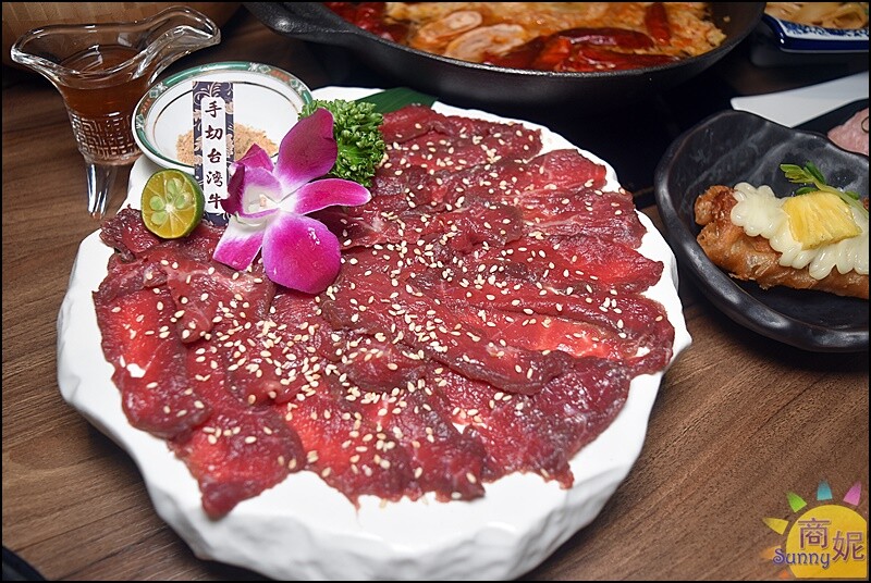 禧珍家鍋物。超浮誇牛舌花海鮮套餐好澎湃!台中七期手切冷藏肉鍋物CP值超高-商妮吃喝遊樂