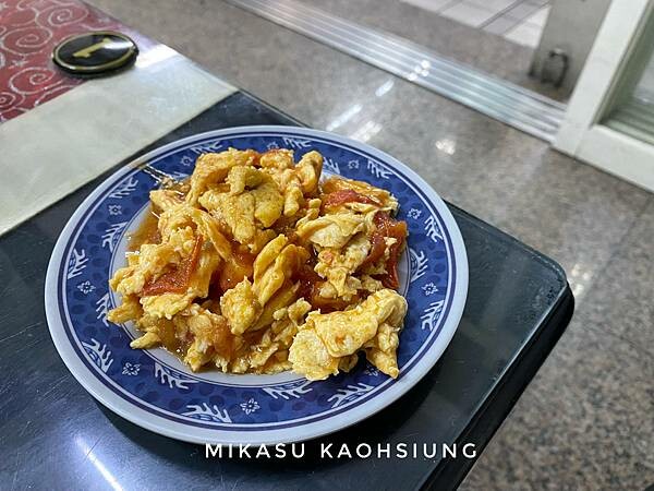 雞腿飯 鳳山便當店推薦 建國三路便當 平價便當 吾舒軒菜單 雞腿便當推薦 高雄平價美食 鳳山熱炒 鳳山便當 吾舒軒美食坊 鳳山中餐熱炒兩屆冠軍