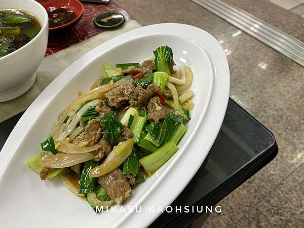 蔥爆牛肉 茄汁肉片蛋包飯 吾舒軒美食坊 鳳山中餐熱炒兩屆冠軍 炒時蔬