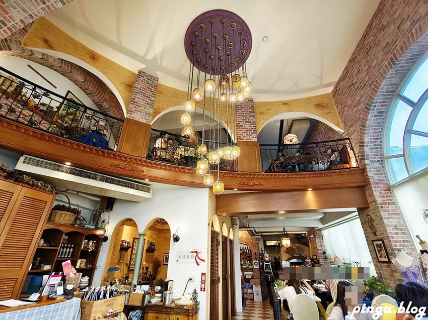 彰化縣員林市員林美食｜小義大利莊園 員林店 在充滿異國風情的城堡裡吃美食