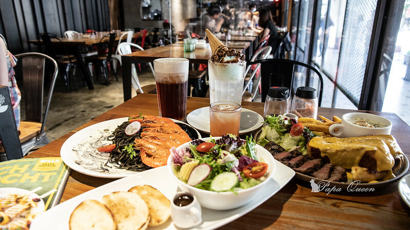台中西區|早午餐 禾間糧倉 熔岩起司炙烤牛排很欠吃 ,ICE Queen 美的冒泡氣泡飲…必點