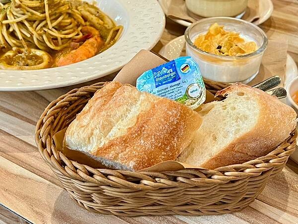 LINE_ALBUM_2022129 _1_221211_9.jpg