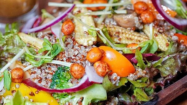 LINE_ALBUM_VegFarm無國界蔬食餐廳_230311_11.jpg LINE_ALBUM_VegFarm無國界蔬食餐廳_230311_11.jpg