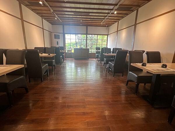 陽明山景觀餐廳。草山行館。總統官邸吃午餐