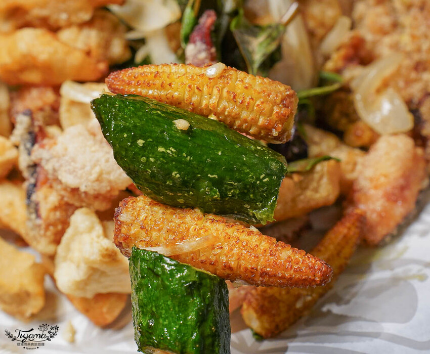 台南鹽酥雞|炒作伙《爆香鹹酥雞》鹽酥雞,吃鹽酥雞看球賽,先炸後爆炒更香更入味 @緹雅瑪 美食旅遊趣