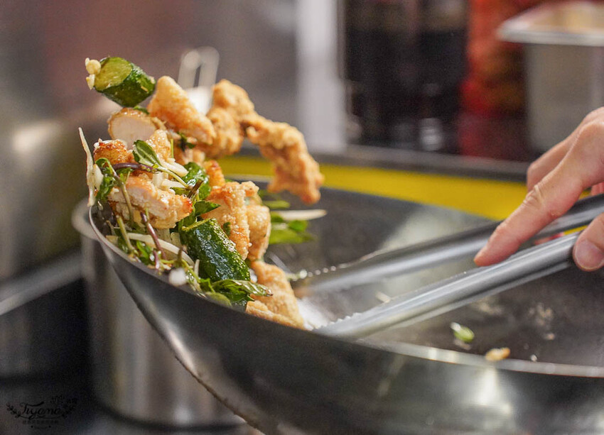 台南鹽酥雞|炒作伙《爆香鹹酥雞》鹽酥雞,吃鹽酥雞看球賽,先炸後爆炒更香更入味 @緹雅瑪 美食旅遊趣