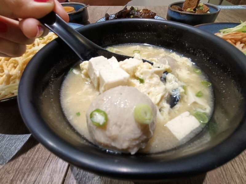 【甘霖涼麵舖永和店】夏日開胃CP值超高平價的永和美食涼麵推薦