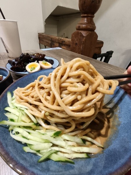 【甘霖涼麵舖永和店】夏日開胃CP值超高平價的永和美食涼麵推薦