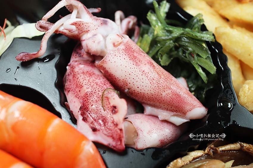 【中和興南夜市美食】『鱻食堂龍蝦粥』近南勢角站/預約制龍蝦便