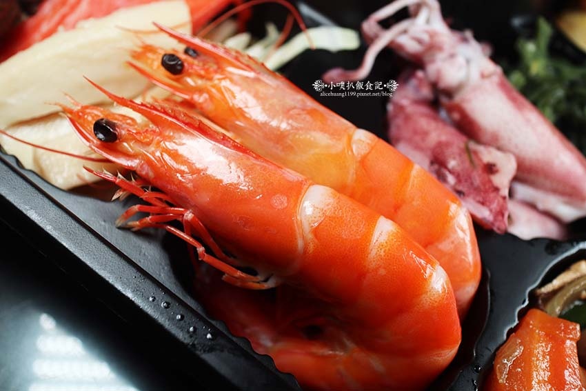 【中和興南夜市美食】『鱻食堂龍蝦粥』近南勢角站/預約制龍蝦便