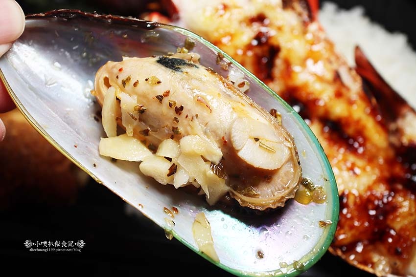 【中和興南夜市美食】『鱻食堂龍蝦粥』近南勢角站/預約制龍蝦便