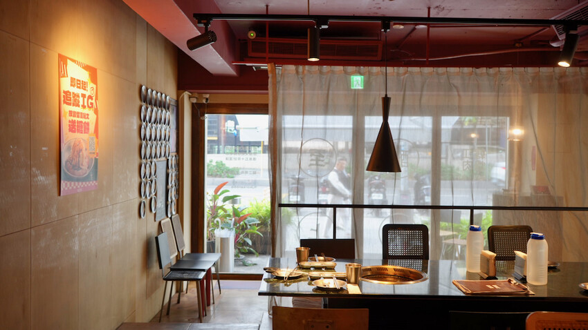 台北市大安區[台北美食] 韓江烤肉市民總店｜50年老店！甜點免費吃韓式冰淇淋糖餅