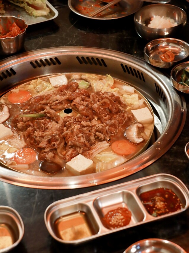 Tezza_2022_03_30_173800412.jpg Tezza_2022_03_30_173800412.jpg