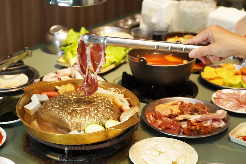 台南韓式烤肉吃到飽推薦!320元起銅盤烤肉/鐵盤烤肉/火烤兩