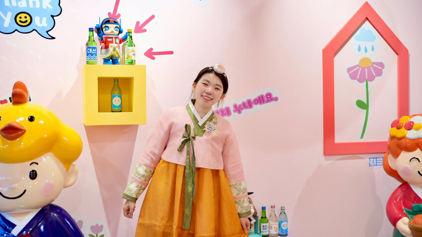 淡水韓式料理首選，歐吧噠免費韓服體驗，淡水老街美食新地標